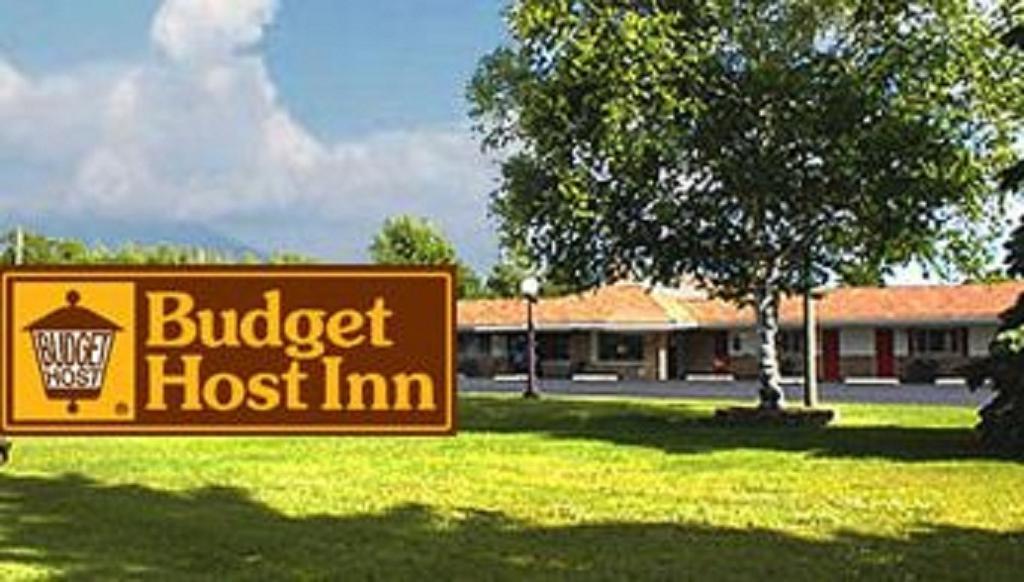 Budget Host Inn - Manistique Exterior photo